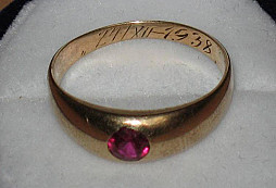 Gold ring