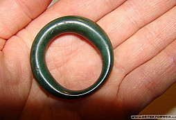 Bronzový kroužek?