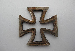 Nález