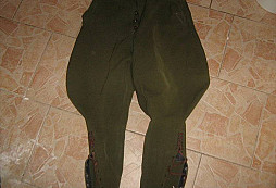 Dvoje kalhoty a kolečko