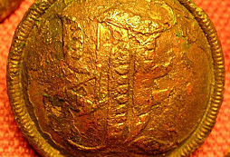 Knoflík s monogramem