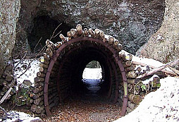 Tank v Gorgeyho tuneli