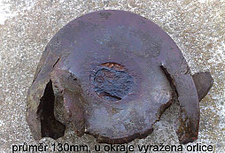 Kusy dělostřeleckých granátů