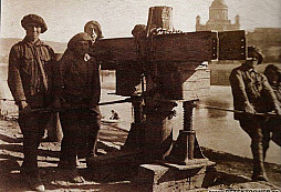 Posielam pár obrázkov z Parkáňa /Štúrovo/ z r. 1919