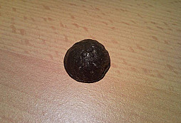 Prosím o identifikaci knoflíků
