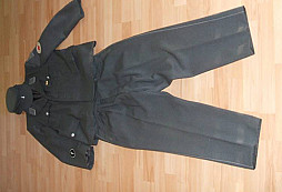 Záhadná uniforma a fotoaparát