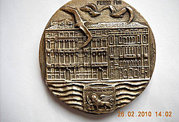 Jedna půdovka, šuplíkovka