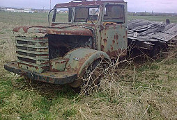 Toto už léta stojí v poli