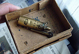 Zákopový zapalovač ww1 ?