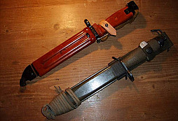 Bodáky ze zastavárny