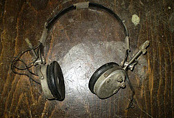 Sluchátka-pomoc s určením