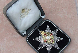 Rád Františka Jozefa - hviezda komtúra v etuji