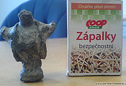 Knoflík? Závaží?