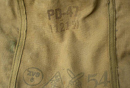 Vojenské něco z půdy