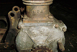 Motor BSA z kovošrotu