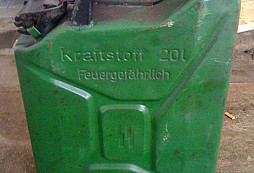 SS Kanystr ze stodoly