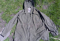 Zelená bunda, parka prosím o určení