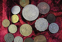 Nálezy mincí - pozůstatky dětských her