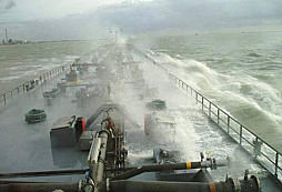 Říšský desingner a přezky