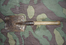 Polní lopatka