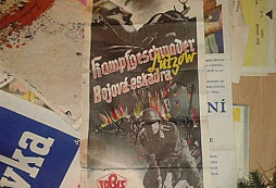Bedna plná plakátů od B.V.K.