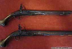 Soubojové pistole?