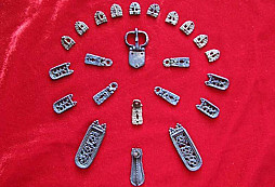 Slovansko avarská garnitura kování opasku - hradiště Ludmila