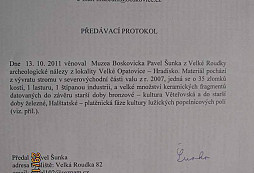 Malé dřevo do kamen sporů o detektoring