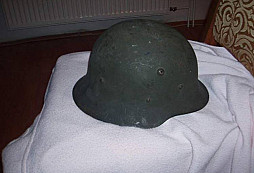 Přilba