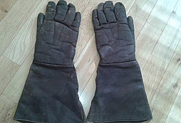 Rukavice na motorku druhá válka?