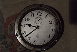 Hodiny DOXA