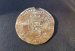 Ecu d´or au soileil francouzského krále Karla VIII. (1483 - 1496)
