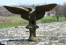 Nález