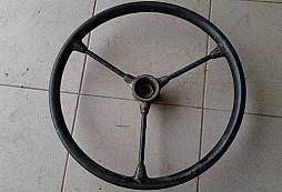 Volant z garáže - kdf 82? Brouk?