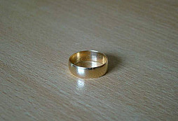 První gold