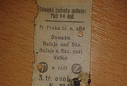 Dalekohled a jízdenka