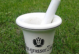 Zákopák a hmoždíř WW1