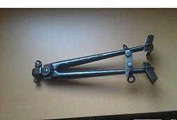 Nožičky k lehkému kulometu