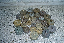 Závažíčka z půdy