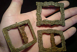 Určení knoflíků a ostatních věciček