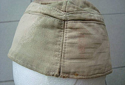 Čepice válka/poválka?