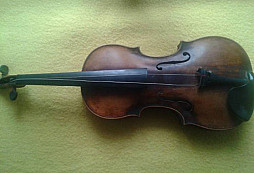 Housle J. Klotz 1779 ze smeťáku