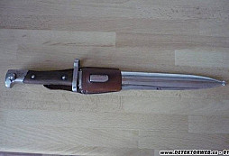 Rumunský vycházkový Mauser?