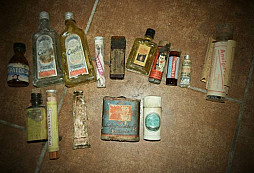 Flakonky, tubičky, krabičky...