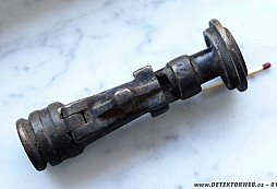 Půdní hejblátko k určení