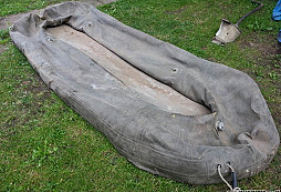 Vojenský gumový člun