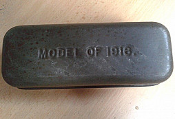 Krabička und serepetička