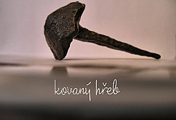 Ručně kovaný hřeb