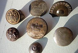 Pár knoflíků III.
