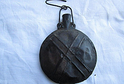 Velmi stará plechová čutora